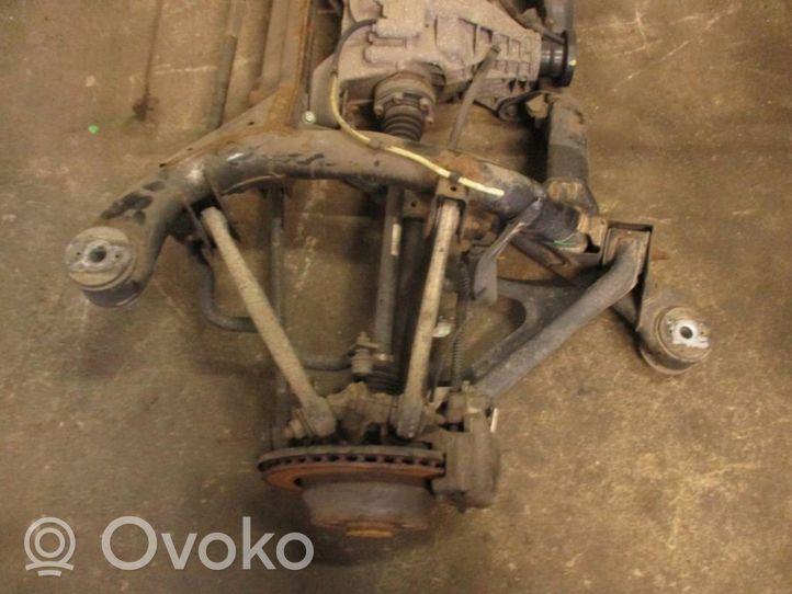 Volkswagen Touareg I Set del kit di montaggio della sospensione posteriore 