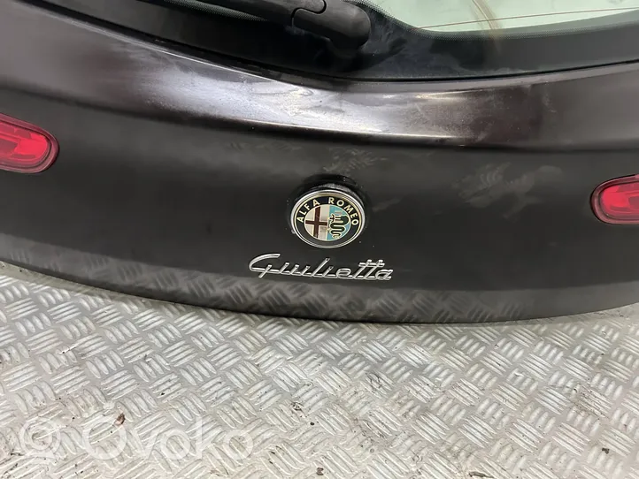 Alfa Romeo Giulietta Takaluukun/tavaratilan kansi 