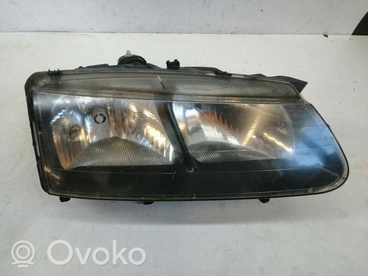 Renault Safrane Headlight/headlamp 