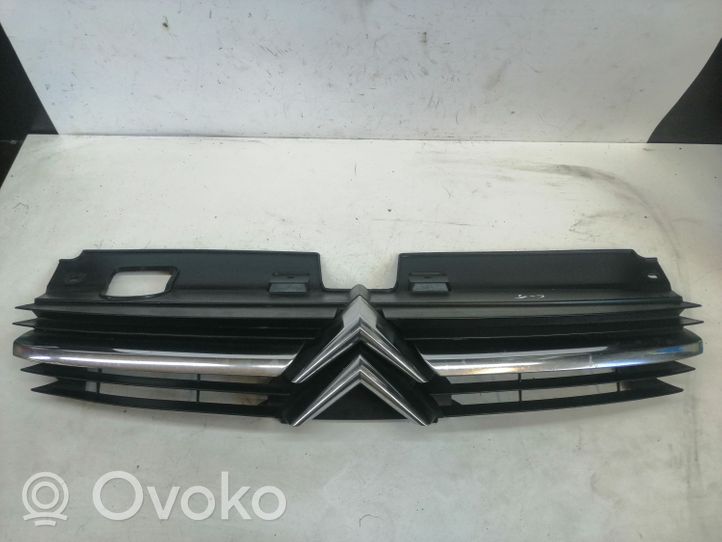 Citroen C5 Maskownica / Grill / Atrapa górna chłodnicy 9636751980