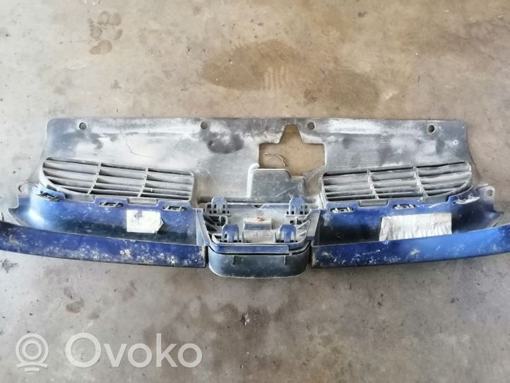 Peugeot 206 Maskownica / Grill / Atrapa górna chłodnicy 9628934280