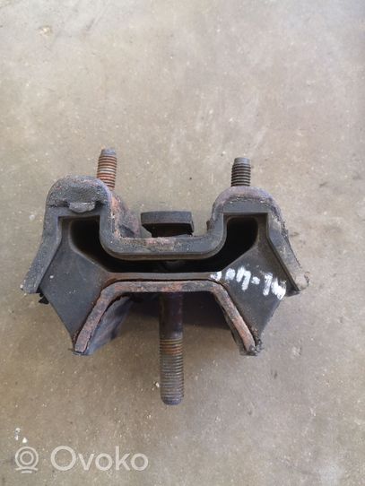 Mercedes-Benz ML W163 Gearbox mount A1632400117