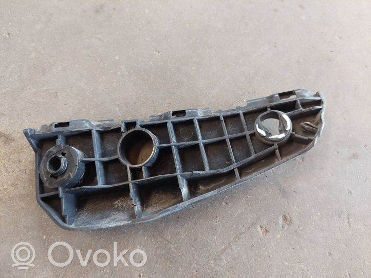 Toyota Auris 150 Support de montage de pare-chocs avant 5253502040