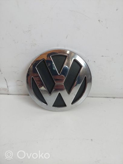 Volkswagen PASSAT B5.5 Logo, emblème de fabricant 3b5853630