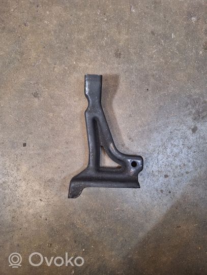 Audi A8 S8 D3 4E Fuel pump bracket 