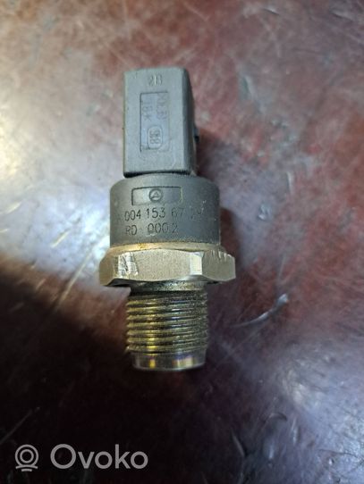 Mercedes-Benz S W220 Sensor de presión de combustible A0041536728