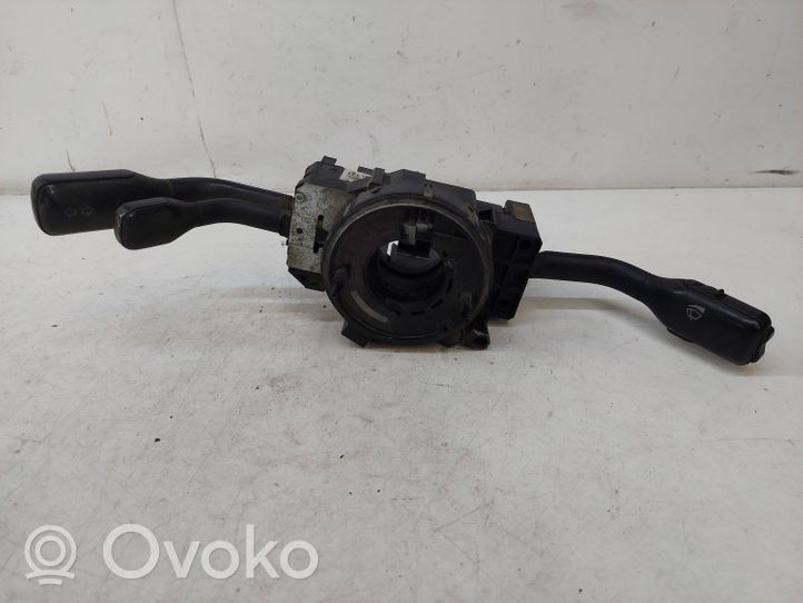 Audi A4 S4 B5 8D Rankenėlių komplektas 4D0953513D