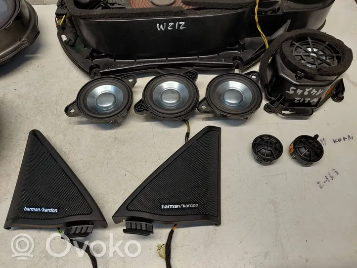 Mercedes-Benz E W212 Kit système audio A2128202302