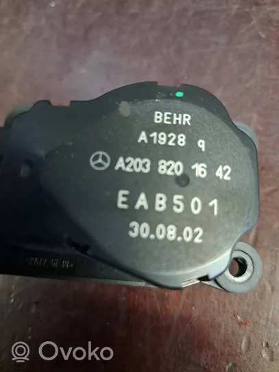 Mercedes-Benz C W203 Moteur / actionneur de volet de climatisation A2038201642