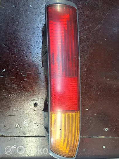 Mitsubishi Pajero Éclairage de pare-chocs arrière 1146344