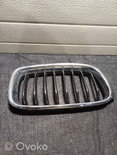 BMW 3 F30 F35 F31 Atrapa chłodnicy / Grill 5117263480