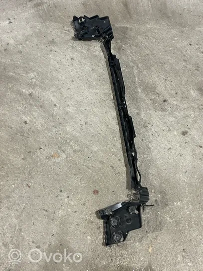 BMW 5 G30 G31 Apakšējā bampera daļa 21754011