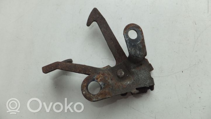 Toyota Land Cruiser (J100) Engine bonnet/hood lock/latch loop/hook 