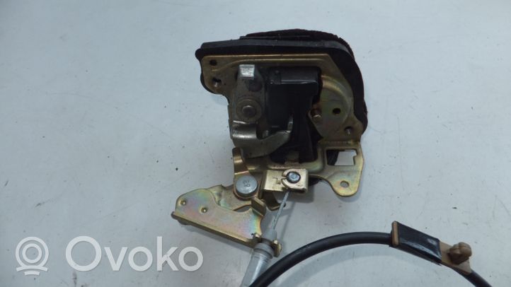 Toyota Land Cruiser (J100) Serrure de loquet coffre 