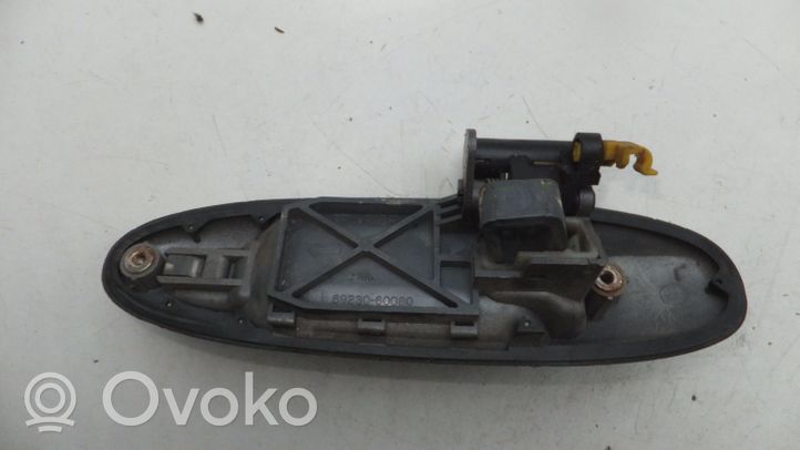 Toyota Land Cruiser (J100) Išorinė atidarymo rankena galinių durų 6923060080