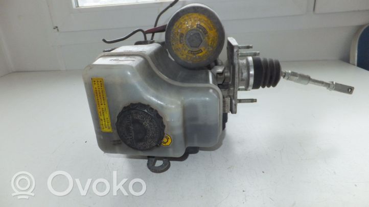 Toyota Land Cruiser (J200) ABS-pumppu 8954160130