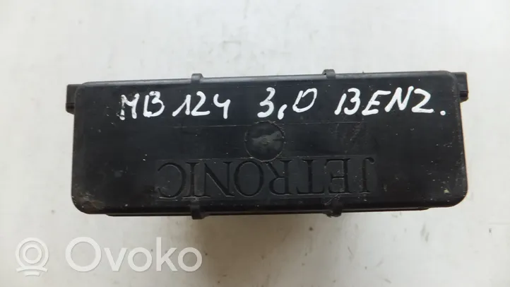 Mercedes-Benz E W124 Sterownik / Moduł ECU 0280800206