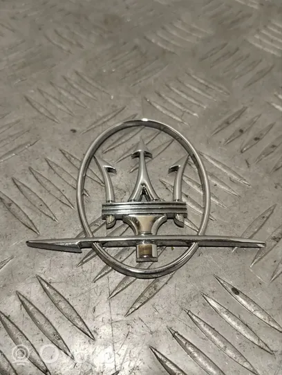 Maserati Quattroporte Emblemat / Znaczek 