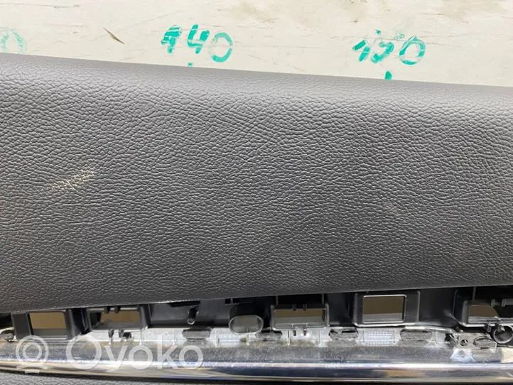 Maserati Quattroporte Garniture de panneau carte de porte avant 06700128920