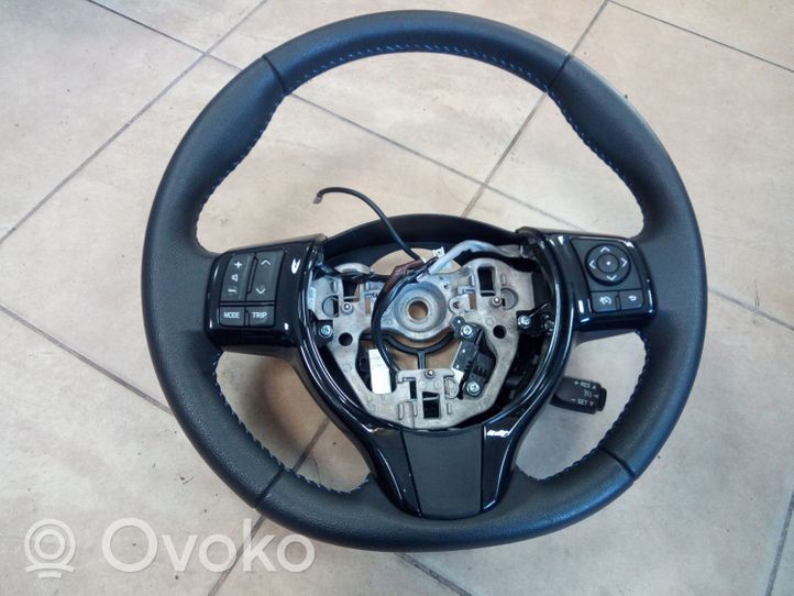 Toyota Yaris Ohjauspyörä 