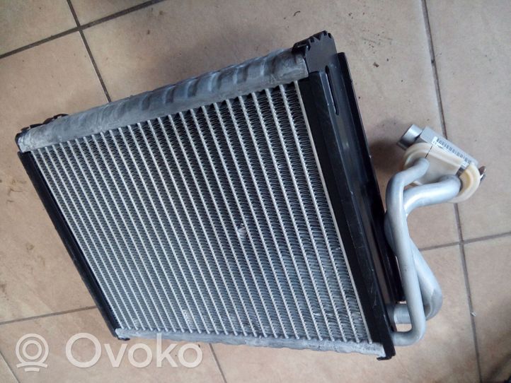 Mercedes-Benz S W221 Radiateur soufflant de chauffage 2218300358