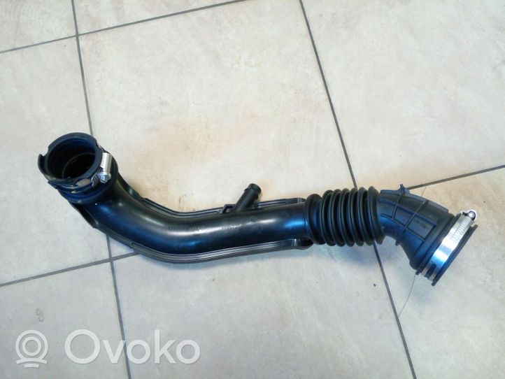 Ford Fiesta Parte del condotto di aspirazione dell'aria H1B19R504BB