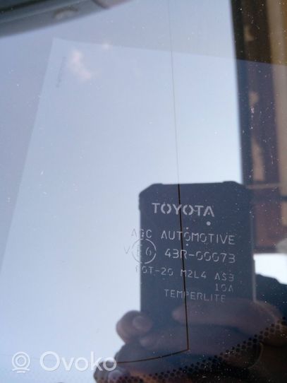 Toyota Land Cruiser (J150) Szyba drzwi tylnych 