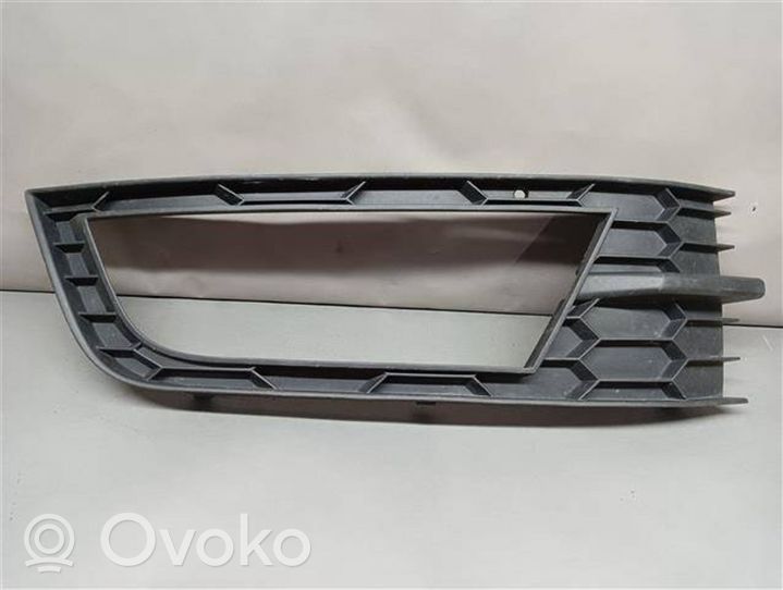 Skoda Octavia Mk3 (5E) Grille antibrouillard avant 5E0807682