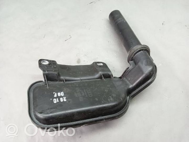 Audi Q5 SQ5 Žibintų apiplovimo bakelis 8R0955452