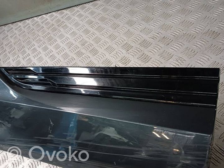 Audi e-tron Takaoven lista (muoto) 4KE853970