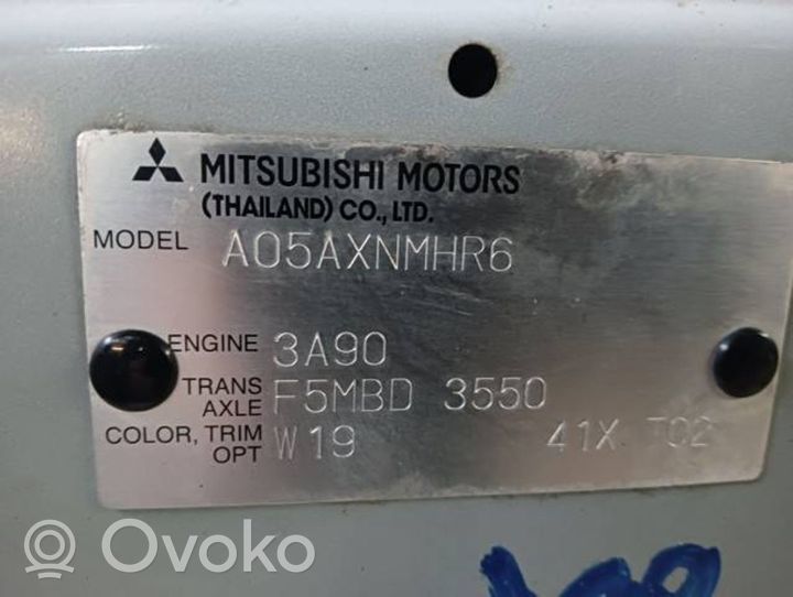 Mitsubishi Space Star Couvercle, capot moteur 