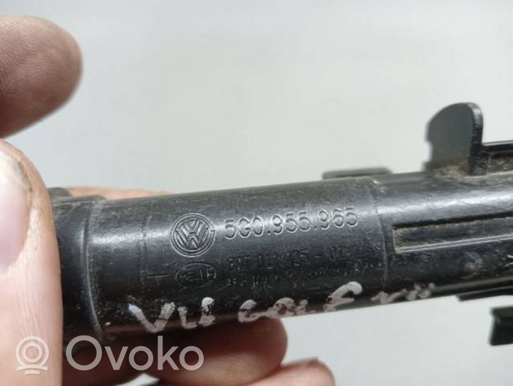 Volkswagen Golf VII Ugello a spruzzo lavavetri per faro 5G0955965