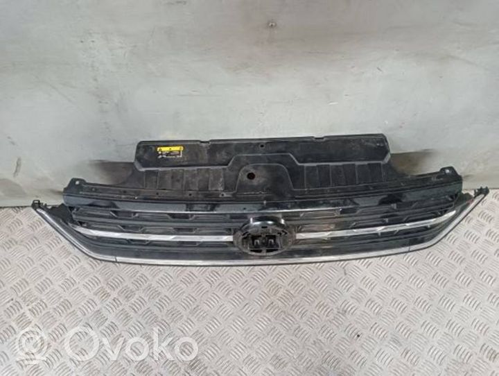 Volkswagen T-Cross Etupuskurin ylempi jäähdytinsäleikkö 2GM853651C