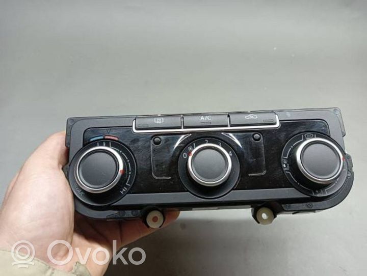 Volkswagen PASSAT B7 Panel klimatyzacji 7N0907426BG