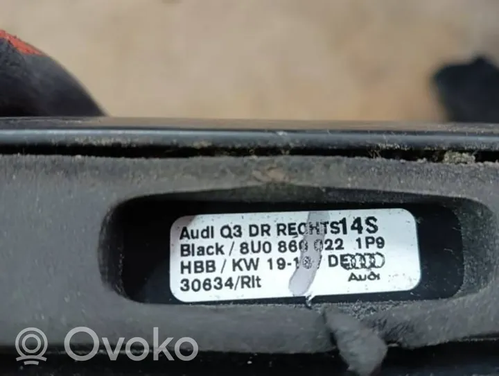 Audi Q3 8U Išilginiai stogo strypai "ragai" 8U0860021