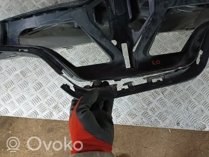 Renault Captur Etupuskurin ylempi jäähdytinsäleikkö 620935704R