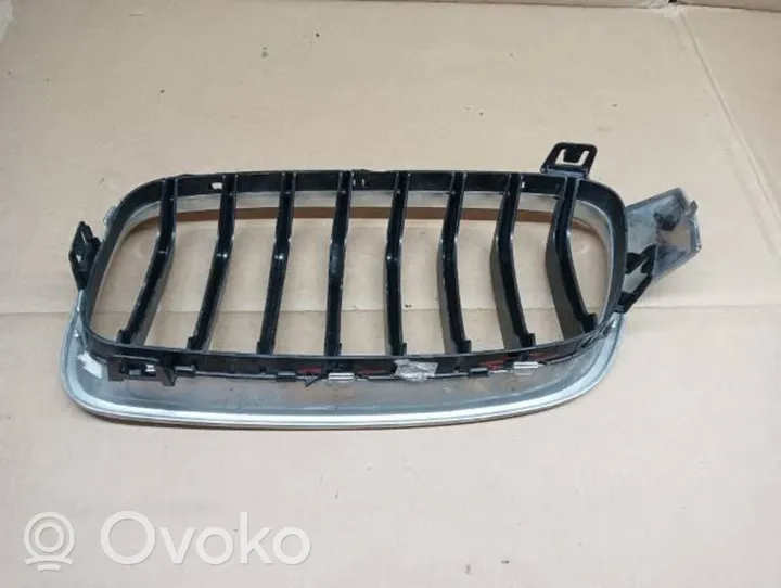 BMW 3 F30 F35 F31 Atrapa chłodnicy / Grill 7255412