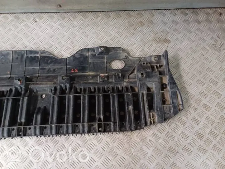 Toyota Avensis T270 Bampera apakšas aizsargs 5261805030