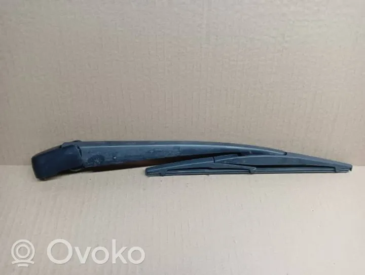 Suzuki SX4 S-Cross Rear wiper blade arm 