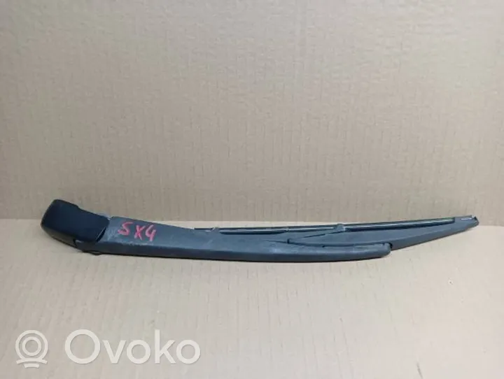 Suzuki SX4 S-Cross Rear wiper blade arm 