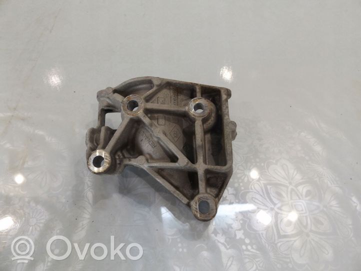 Renault Twingo II Engine mounting bracket 117102915R