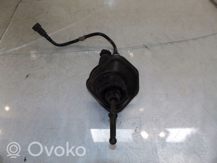 Ford Focus C-MAX Clutch slave cylinder 