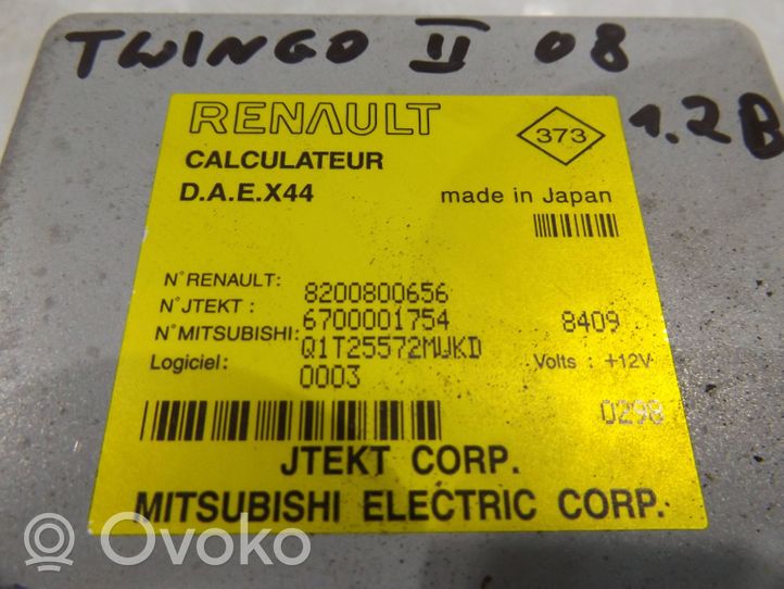 Renault Twingo II Ohjaustehostimen ohjainlaite/moduuli 8200800656