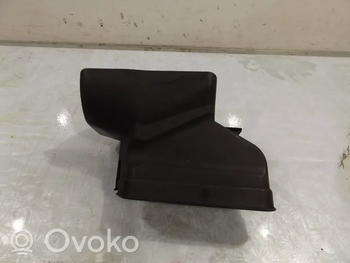 Volkswagen Polo Oro paėmimo kanalo detalė (-ės) 6Q0805971F