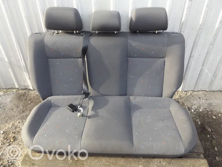 Volkswagen Polo Second row seats 