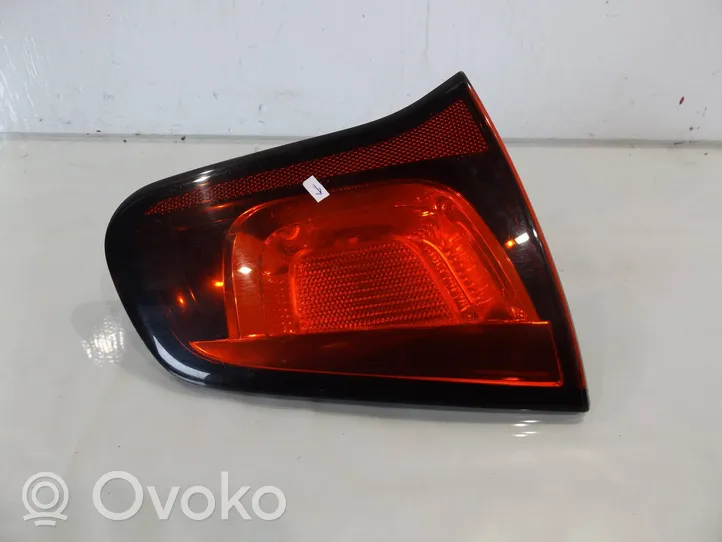 Citroen C3 Lampy tylnej klapy bagażnika 