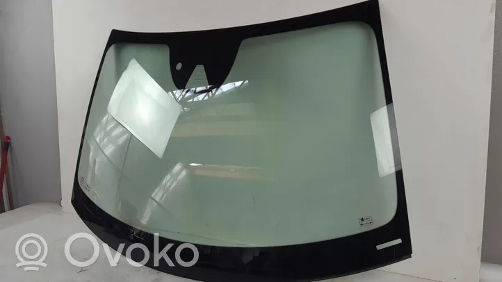 Volvo XC40 Priekinis stiklas 