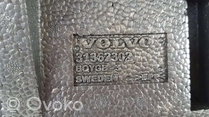 Volvo XC90 Element schowka koła zapasowego 31362302