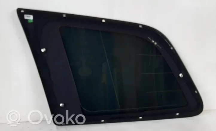 Volvo XC90 Takasivuikkuna/-lasi 