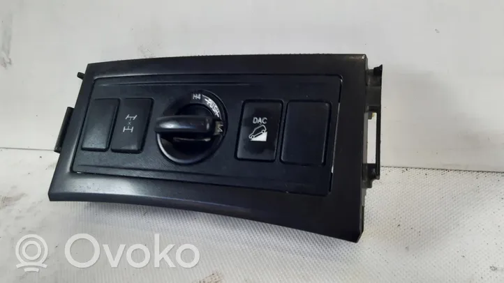 Toyota Land Cruiser (J150) Muut kytkimet/nupit/vaihtimet 58844-60033